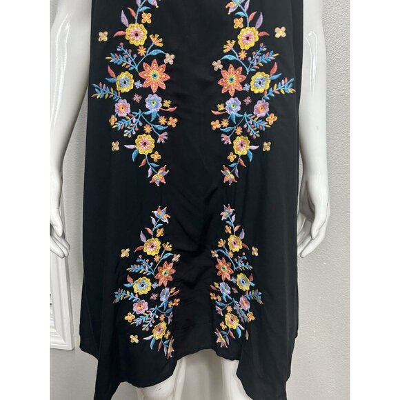 Savanna Jane Halter Dress Medium Sleeveless  Embroidered Multicolor Vacation - Picture 4 of 7